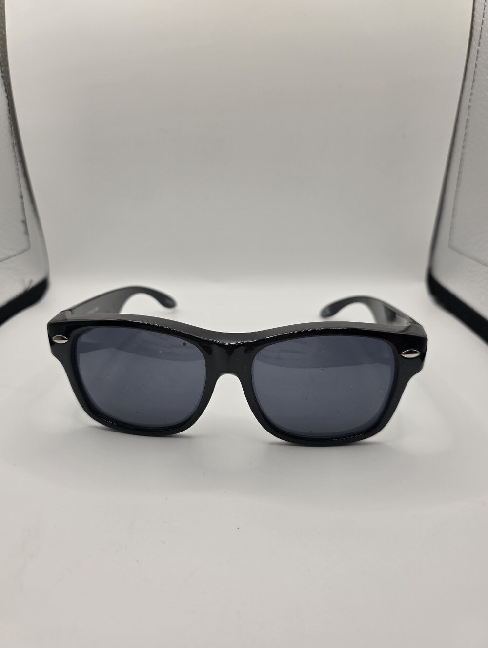 Solar Shield LAKEWOOD FO-037 Polarized Fits Over Sunglasses Black Medium #773